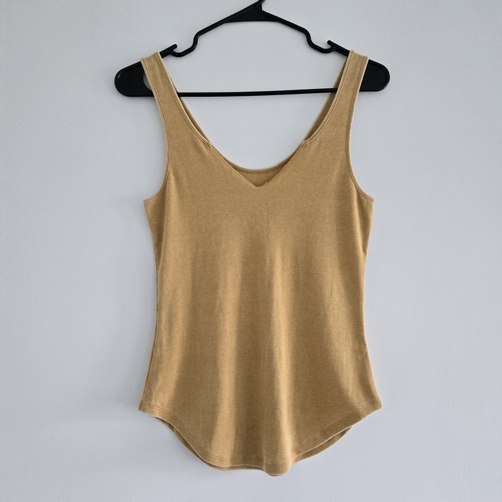 CHASER Women's Tan Sleeveless Top Size S